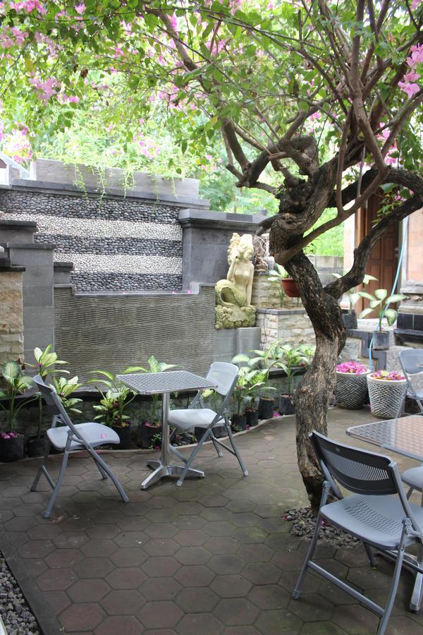 Green Palm Homestay BALI Luaran gambar