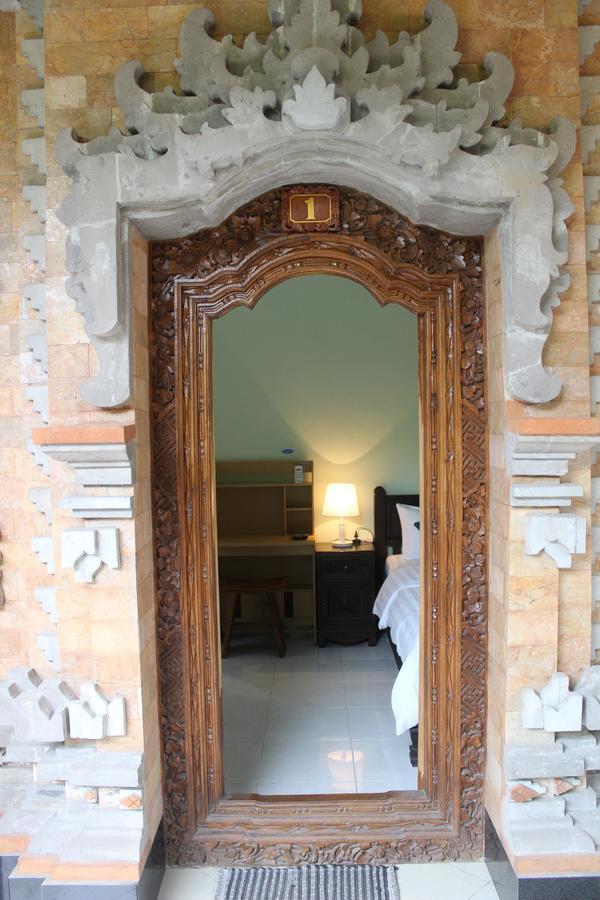 Green Palm Homestay BALI Luaran gambar