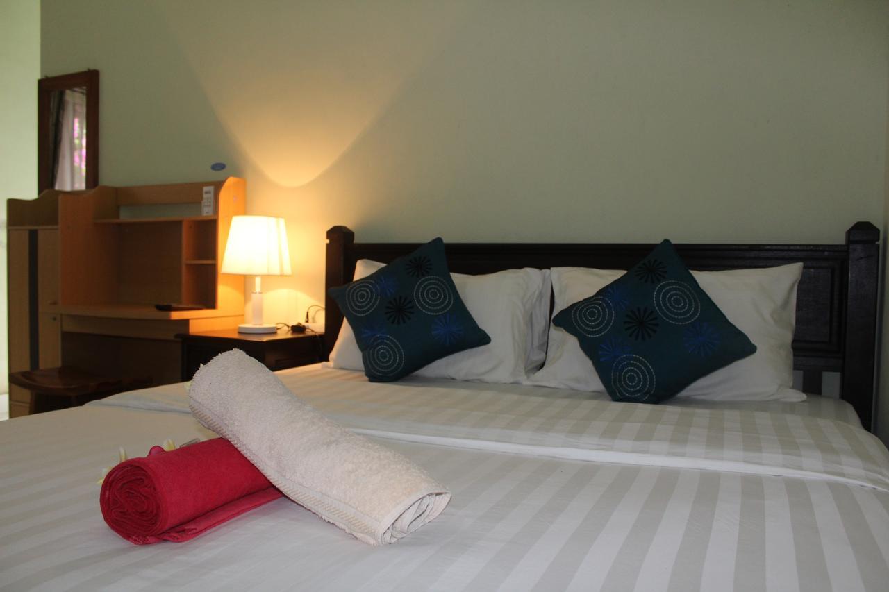 Green Palm Homestay BALI Luaran gambar