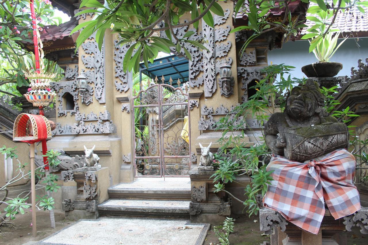 Green Palm Homestay BALI Luaran gambar